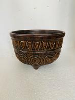 Jasba keramiek bloempot op pootjes , jaren 70