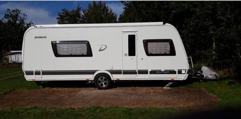 Dethleffs 560 RET 2018 met douche en styling pakket wit, Caravans en Kamperen, Caravans, Particulier, tot en met 4, 1500 - 2000 kg