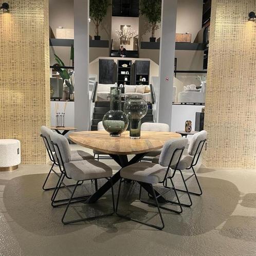 *ACTIE Driehoekige Eetkamertafel Trivero Naturel Zwart Bruin, Huis en Inrichting, Tafels | Eettafels, Nieuw, 200 cm of meer, Vijf personen of meer