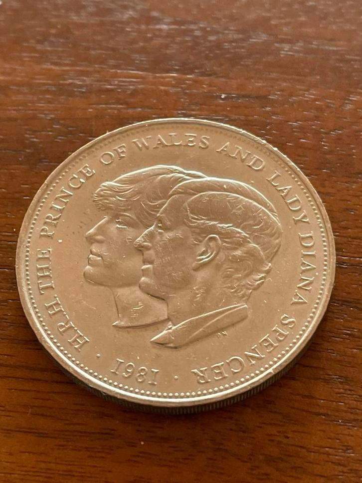 Gelegenheids penning, Royal Wedding Charles en Diana, Verzamelen, Koninklijk Huis en Royalty, Zo goed als nieuw, Postzegel(s) of Munt(en)