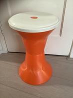 Vintage kruk, Huis en Inrichting, Krukjes, Ophalen of Verzenden, Gebruikt, Kunststof