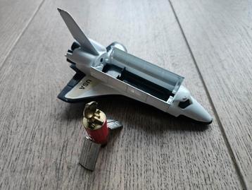 Vintage Corgi Space Shuttle met Payload beschikbaar voor biedingen