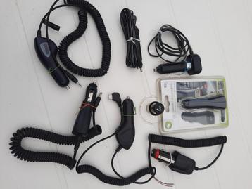 8 Auto Oplaadsnoeren dc 12V Accu Plug en Aansteker 12V	 beschikbaar voor biedingen