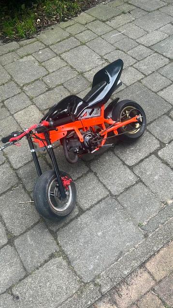 Minibike 2t 50cc beschikbaar voor biedingen