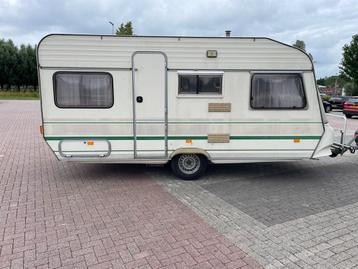 Chateau Chiara trophee model 460 met Brand voortent beschikbaar voor biedingen