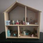 Ikea Flisat poppenhuis + Sylvanian Families, Ophalen, Zo goed als nieuw, Poppenhuis