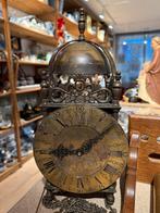 Antieke Koperen Lantaarnklok met Skeletgravure, Antiek en Kunst, Antiek | Klokken, Ophalen of Verzenden