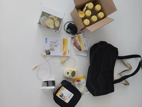 Medela Freestyle dubbele elektrische borstkolf, Kinderen en Baby's, Babyvoeding en Toebehoren, Gebruikt, Borstkolf, Ophalen of Verzenden