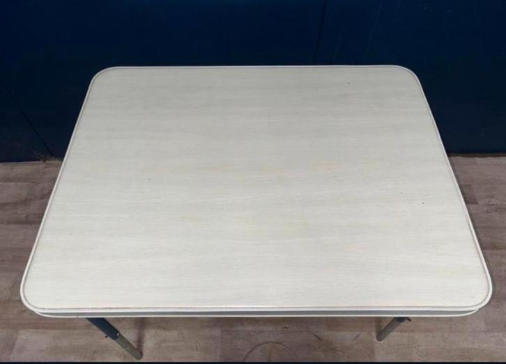 Campingtafel inklapbaar, Caravans en Kamperen, Kampeermeubelen, Gebruikt, Campingtafel, Ophalen