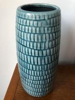 Nieuwe vaas ‘blue’, Huis en Inrichting, Woonaccessoires | Vazen, Ophalen of Verzenden, Nieuw, Aardewerk of Porselein, Minder dan 50 cm