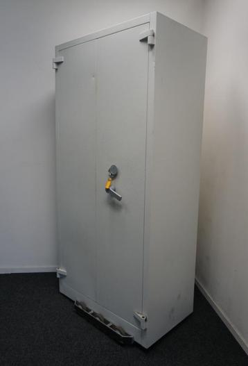  Brandwerende kluis | Archiefkast | 198x95x55 cm beschikbaar voor biedingen