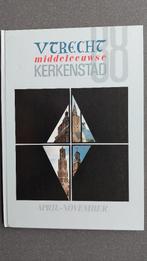 Utrecht middeleeuwse kerkenstad, Diverse auteurs, Ophalen of Verzenden, 20e eeuw of later, Gelezen