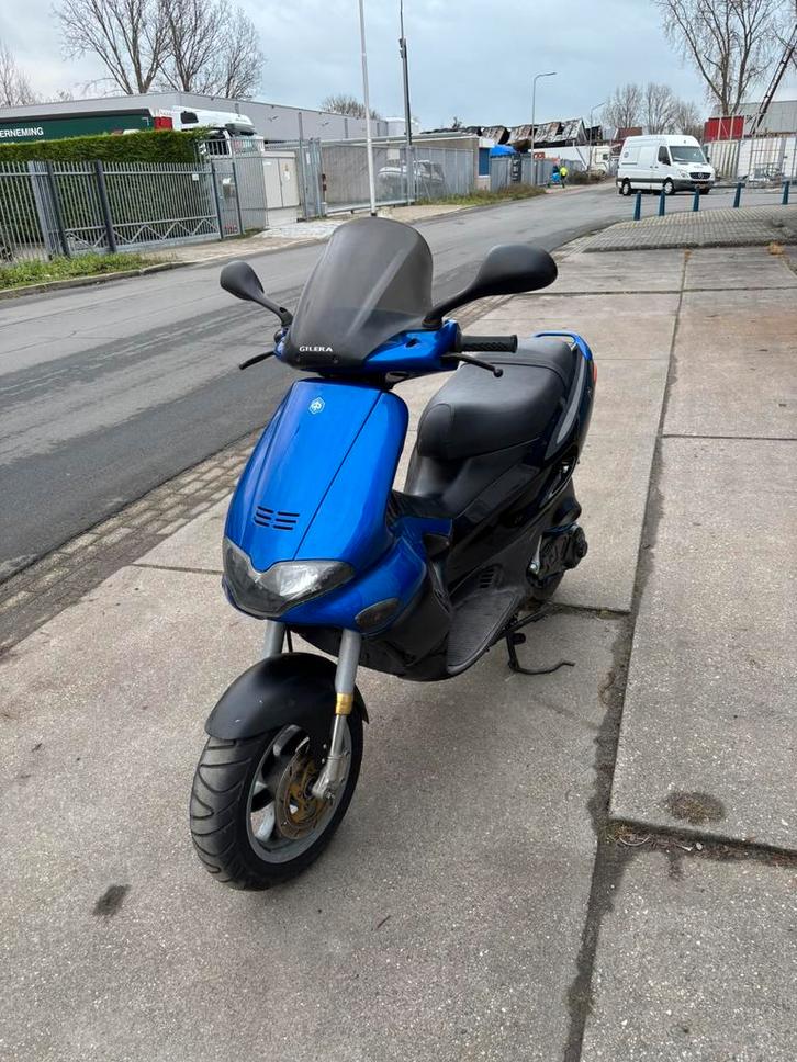 Gilera runner SP DD 50cc / 70cc, Fietsen en Brommers, Snorfietsen en Snorscooters, Zo goed als nieuw, Gilera, Tweetakt, Ophalen