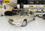 Jaguar X-type 2.5 V6 Executive, 196 pk, Gebruikt, 2495 cc, Beige