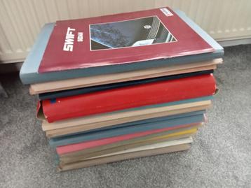 Partij autofolders (alles is keurig bewaard in mappen) beschikbaar voor biedingen