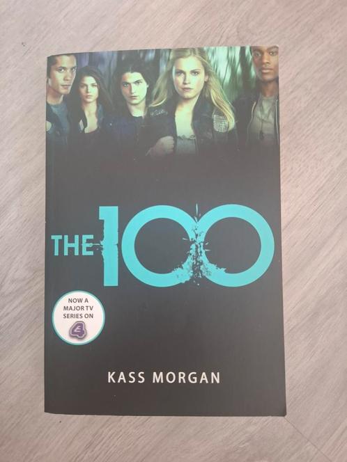 The 100 - Kass Morgan (Boek), Boeken, Fantasy, Zo goed als nieuw, Ophalen of Verzenden