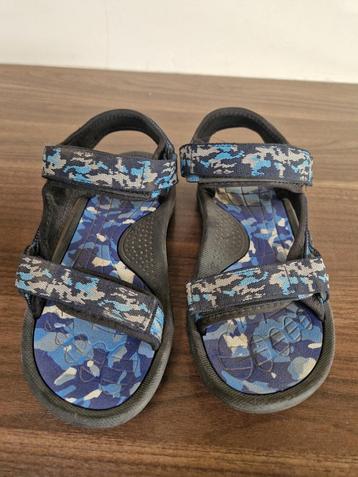 mooie sandalen met klittenband, maat 34 beschikbaar voor biedingen