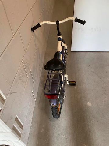 Degelijk kinderfietsje - kan nog jaren mee! beschikbaar voor biedingen