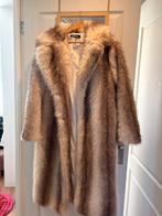 Zo goed als nieuwe nep bontjas, Kleding | Dames, Ophalen of Verzenden, Zo goed als nieuw, Maat 38/40 (M), Beige
