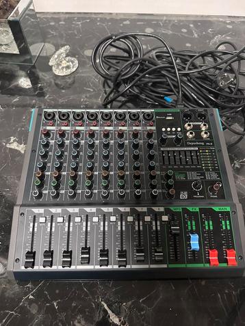 PROFESSIONAL STEREO MIXER MET ALLE OPTIES beschikbaar voor biedingen