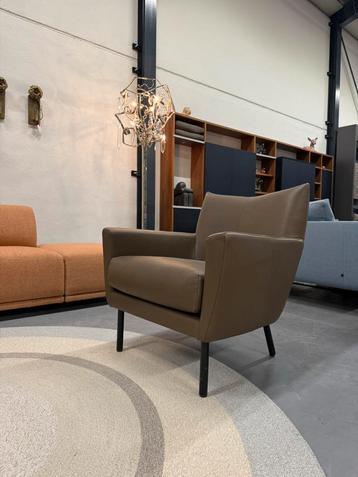 Nieuw Design on Stock Toma Fauteuil Cera Clay Design stoel beschikbaar voor biedingen