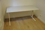 Ahrend Four Two bureau 80 x 160 nieuwstaat, Huis en Inrichting, Bureaus, Ophalen, In hoogte verstelbaar, Zo goed als nieuw, Bureau