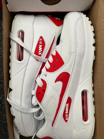 Nike air max 90 beschikbaar voor biedingen