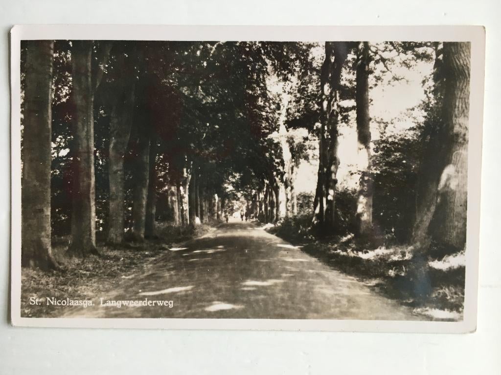 Ansichtkaart St. Nicolaasga - Langweerderweg, Verzamelen, Ophalen of Verzenden, 1920 tot 1940, Gelopen, Friesland