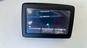 Mooie Tom Tom navigatie model 4EN42Z1230 beschikbaar voor biedingen