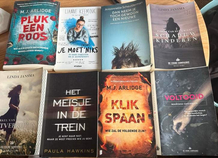 Boekenpakket diverse auteurs - Thrillers & meer, Boeken, Thrillers, Gelezen, Nederland, Ophalen