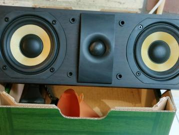 Leuke subwoofer/autospeaker beschikbaar voor biedingen