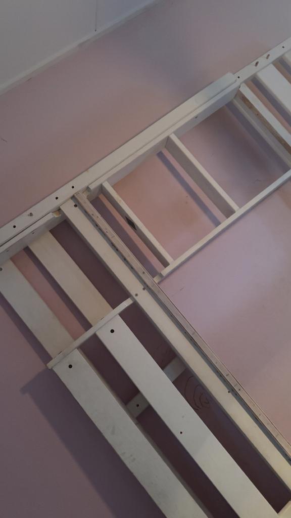 2 hoogslapers GRATIS, Huis en Inrichting, Slaapkamer | Stapelbedden en Hoogslapers, Gebruikt, Hoogslaper, 90 cm, Eenpersoons, Ophalen