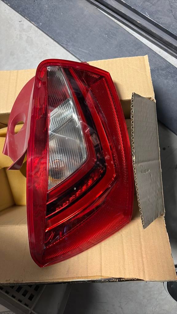 Seat Ibiza achterlicht, Ophalen, Nieuw, Seat