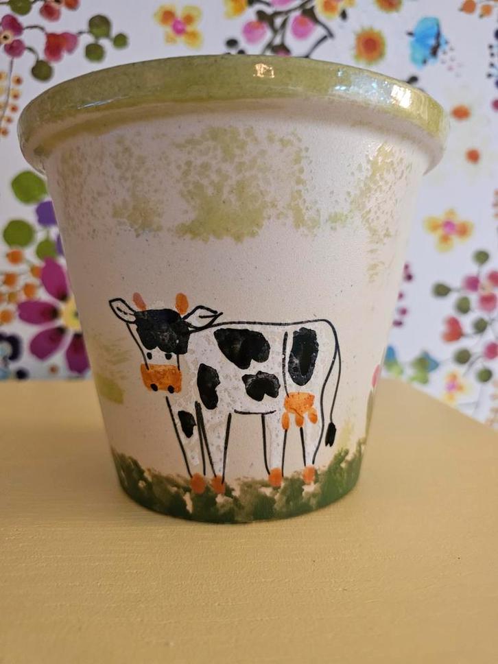 Vintage Bloempot met Koe Motief, Tuin en Terras, Bloempotten, Gebruikt, Aardewerk, Binnen, Balkon, Tuin, Minder dan 40 cm, Minder dan 25 cm