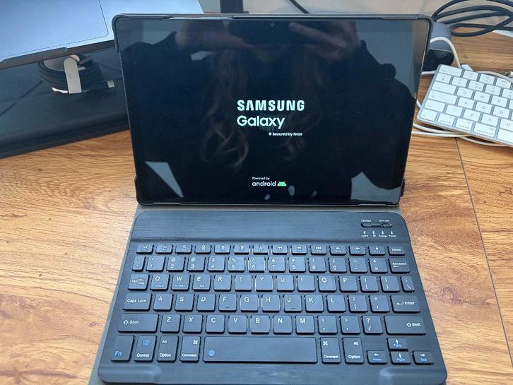 Samsung Galaxy Tab A8 with keyboard, 10.5 inch, 64 GB, Computers en Software, Android Tablets, Zo goed als nieuw, Wi-Fi en Mobiel internet