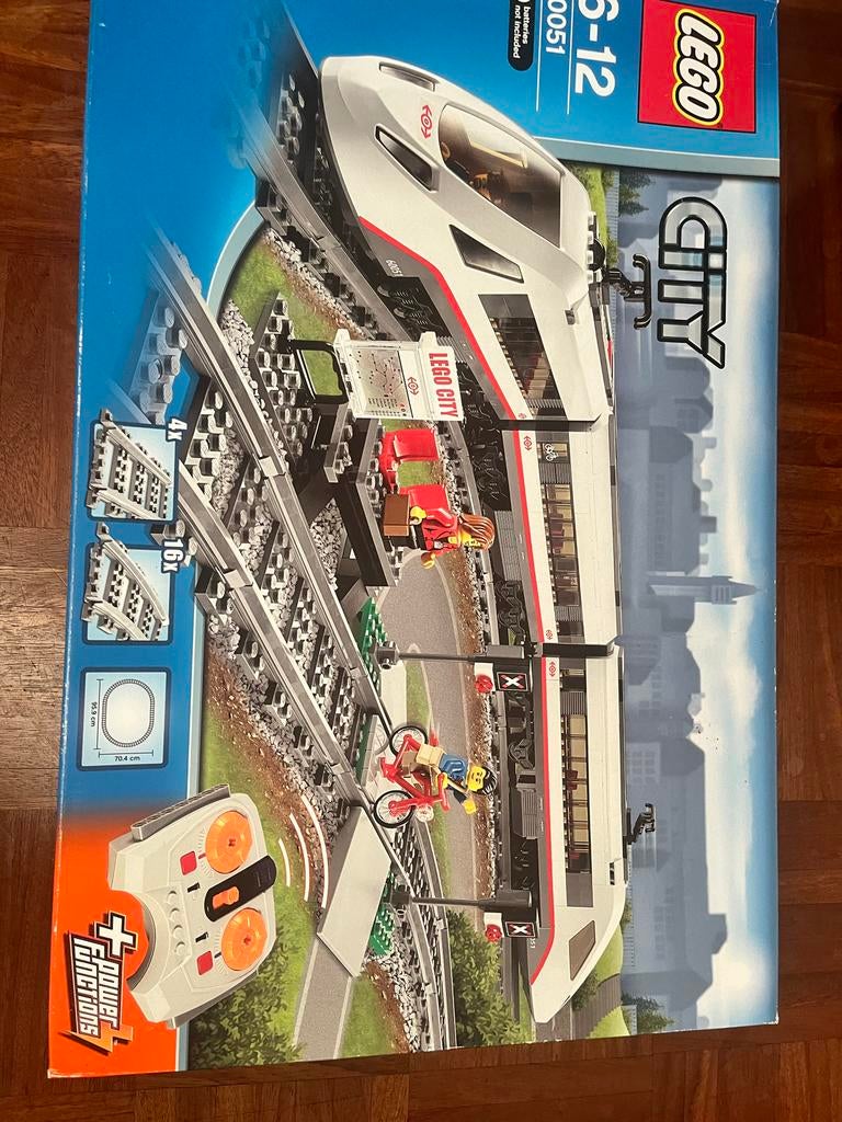 Lego City Trein 60051 + Rails + Huisje 31009 + Auto, Kinderen en Baby's, Speelgoed | Duplo en Lego, Ophalen of Verzenden, Zo goed als nieuw