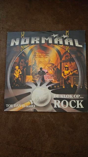 Normaal - De Klok Op Rock single (1984) beschikbaar voor biedingen