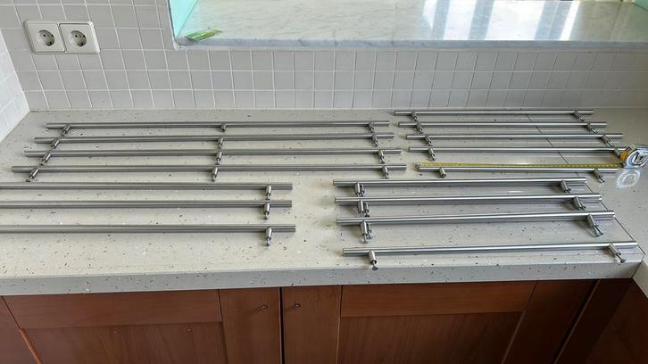 Prachtige rvs grepen, handgrepen voor kasten en lades, Huis en Inrichting, Keuken | Keukenelementen, Zo goed als nieuw, Minder dan 100 cm