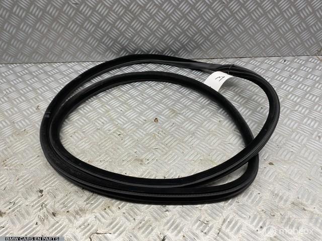 Deurrubber BMW 5-serie F10 F11 links rechts voor, Auto-onderdelen, Klein materiaal, BMW, Gebruikt, Ophalen of Verzenden