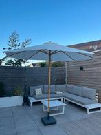 Ecru/witte parasol met donkergrijze voet, Tuin en Terras, Parasols, Ophalen, Gebruikt, Waterdicht, 2 tot 3 meter