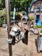 Drummer, fanatiek slaat hij/zij op het drumstel, Ophalen