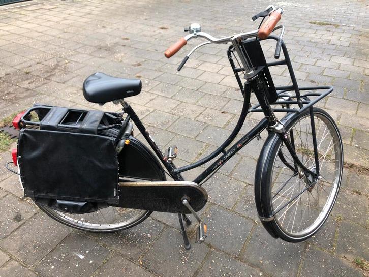 oma fiets Gazelle, Fietsen en Brommers, Fietsen | Dames | Omafietsen, Gebruikt, Handrem, Ophalen