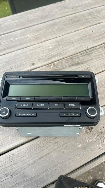 Vw polo radio unit beschikbaar voor biedingen