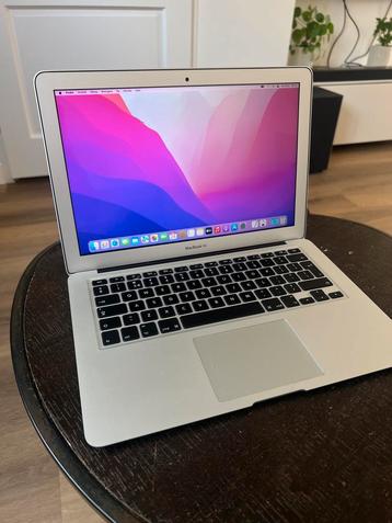 Macbook Air beschikbaar voor biedingen