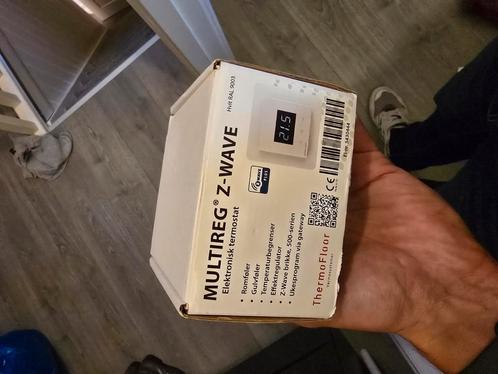 zwave thermostaat 16A 3600watt 230vac thermofloor heatit, Hobby en Vrije tijd, Elektronica-componenten, Zo goed als nieuw, Ophalen of Verzenden