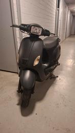 Zeer nette agm scooter, Ophalen, Piaggio