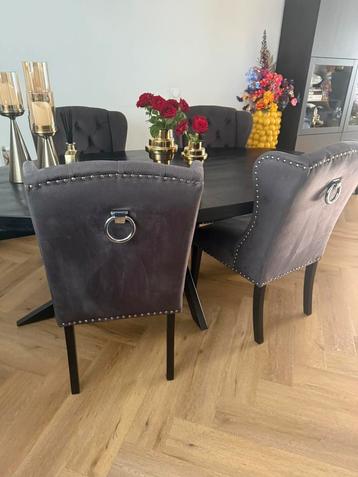 Zeer nette eetkamer stoelen (Eric kuster)‼️ beschikbaar voor biedingen