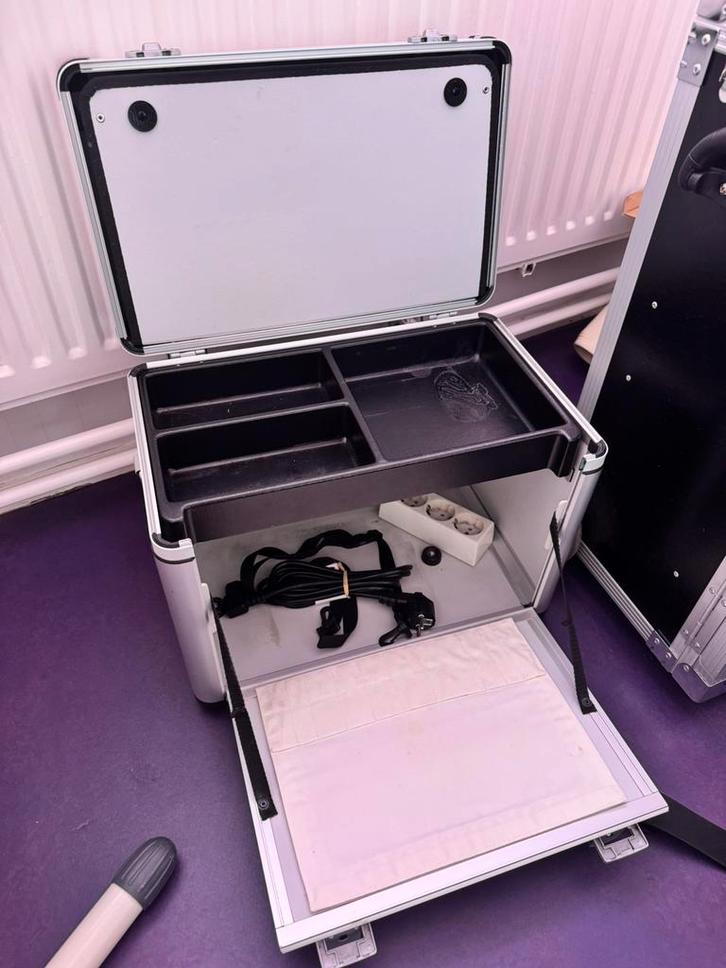 Pedicure koffer, Sieraden, Tassen en Uiterlijk, Beautycases, Zo goed als nieuw, Grijs, Ophalen of Verzenden