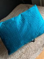 Mooi turquoise sierkussen 2 verschillende zijden. Nieuw, Verzenden, Nieuw, Blauw, Rechthoekig