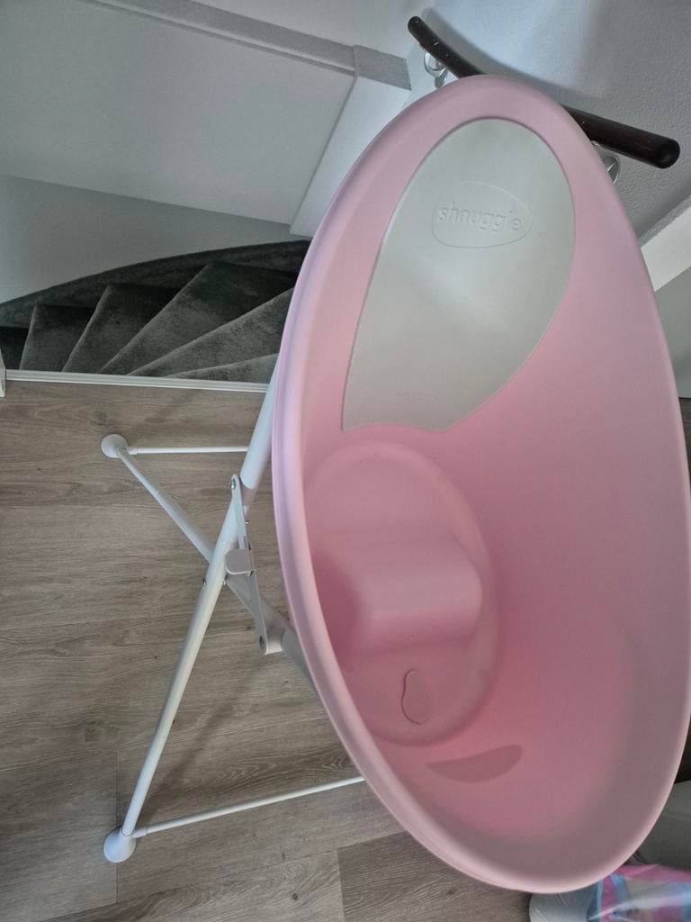 Shnuggle bad met standaard - mag weg voor kleine prijs, Kinderen en Baby's, Ophalen, Zo goed als nieuw, Tafel(s)